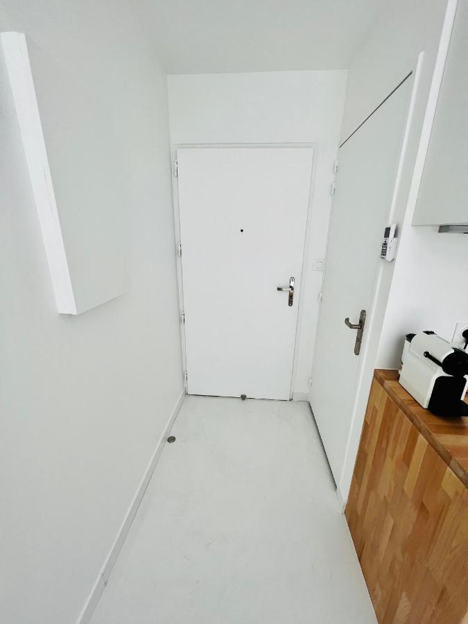 Appart. Avec Grande Terrasse Vue Ocean Apartman Saint-Gilles-les Bains Kültér fotó